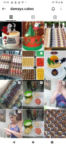 Cento de doces e salgados
