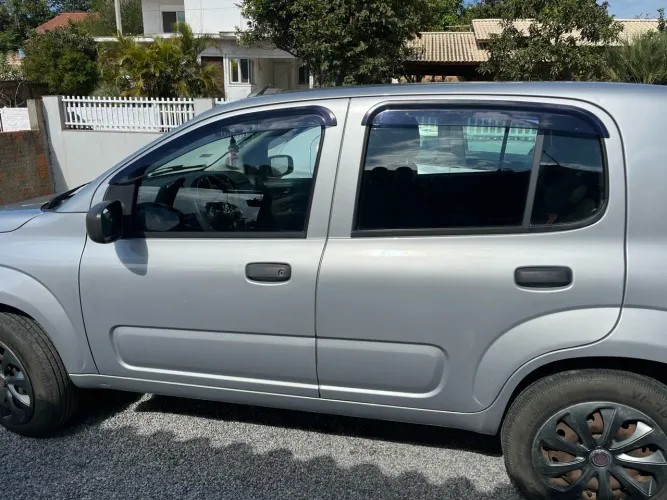 Fiat Uno Attractive 1.0 EVO Fire Flex 8V 5P 2016