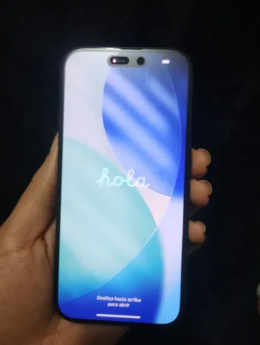 iPhone 15 pró - usado R$2.700,00