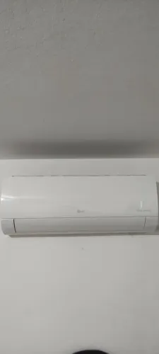 Ar Condicionado Hi Wall LG Dual Inverter Voice 9.000 Btus Quente e Frio 220v R-32