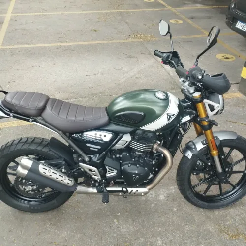 TRIUMPH SCRAMBER 400X - ANO 25/25 ( LEILÃO)