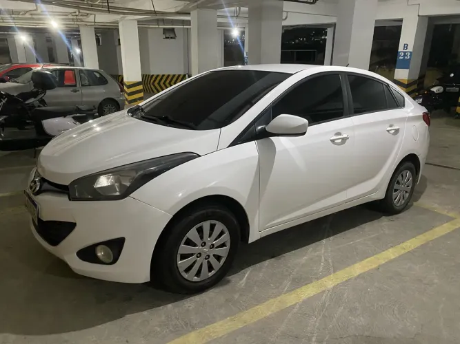 Hyundai HB20S C.plus/c.style 1.6 Flex 16V Mec.4p 2014