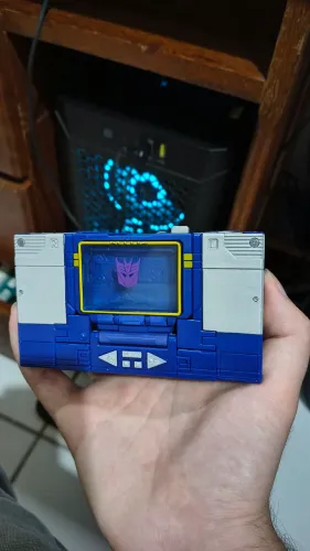 Transformers Studio Series 86 Soundwave