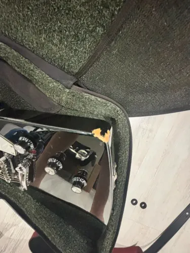 Guitarra SX Explorer Preta + Case