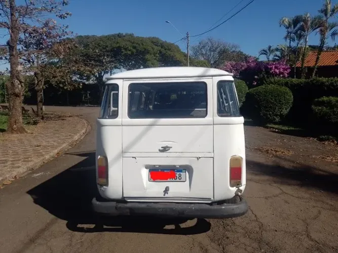 Volkswagen Kombi Standard/ Luxo/ Serie Prata 1995