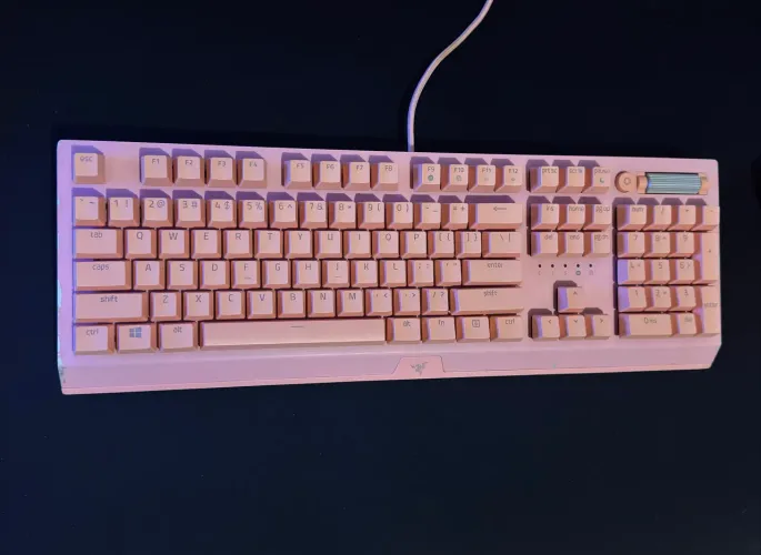 Teclado Razer Blackwidow V3 Quartz Rosa