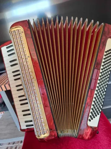 Acordeon Hohner Arietta IVM 41/120 LMM Alemão - Raro e Excelente Estado