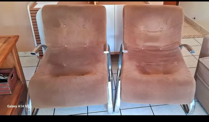 VENDO POLTRONAS DE SUEDE