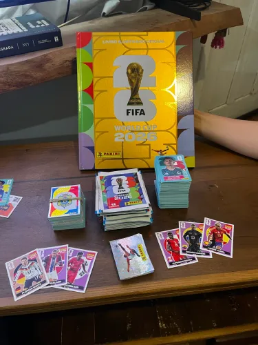 FIGURINHAS COPA 2026 - TROCA E VENDA