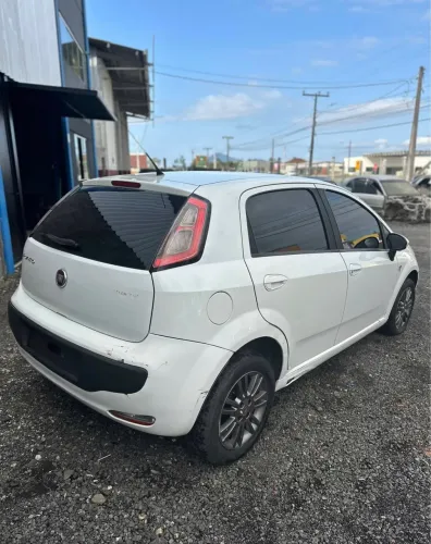 Punto 2014 branco sucata só peça 