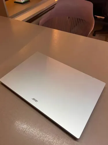 Vendo notebook acer i3 Novo, 1 mês de uso.