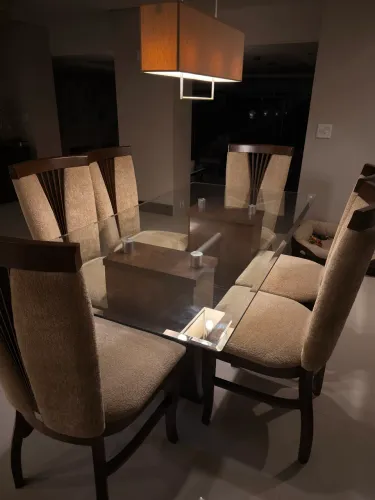Jogo de mesa 6 lugares PERFEITO