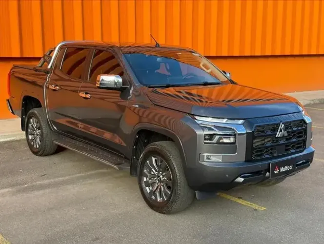 Mitsubishi TRITON HPE-S 2.4 CD 4X4 TB Diesel Aut. 2026