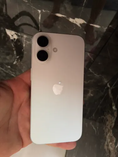 iPhone 16 128Gb 100% bateria
