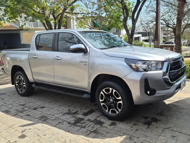 Toyota Hilux CD SRV 4X4 2.7 Flex 16V Aut. 2021