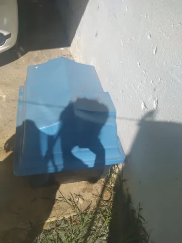 Vendo casinha de cachorro pouco usada