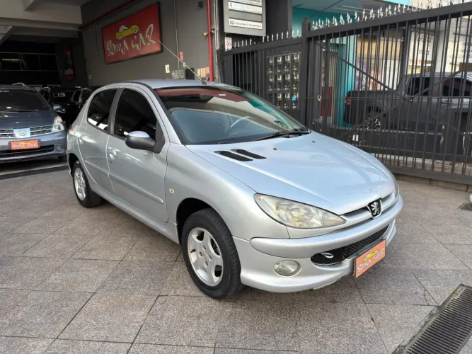 Peugeot 206 Feline 1.4/ 1.4 Flex 8V 5P 2006