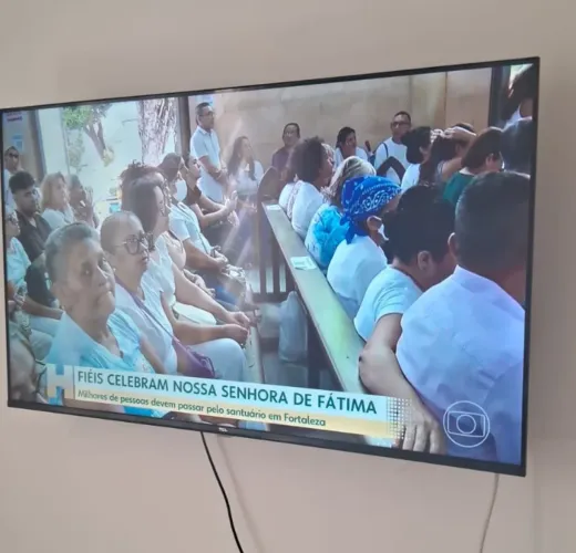 Smart tv 43 nova poucos meses de uso, venda por motivos de saúde, tem nota fiscal.