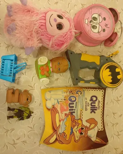 BRINQUEDOS LOTE 35 REAIS