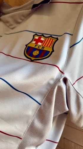 Camisa Barcelona retrô cinza - Tamanho G