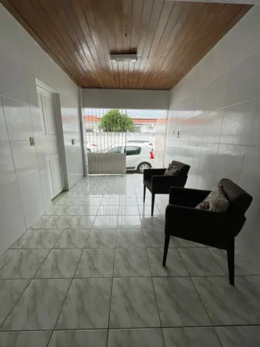 Casa 3/4 no bairro Suíssa em Aracaju, próxima ao Hospital Cirurgia