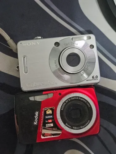 Câmeras digitais (leia a desc)
