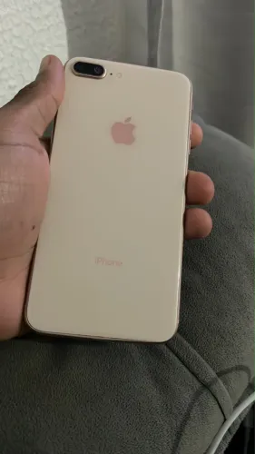 iPhone 8 Plus