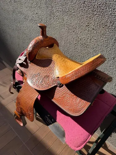 Sela de tambor infantil couro de avestruz 