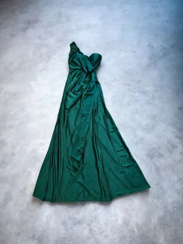 Vestido pra eventos cor Esmeralda 