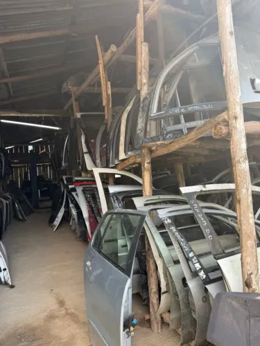 Lote de auto peças usadas