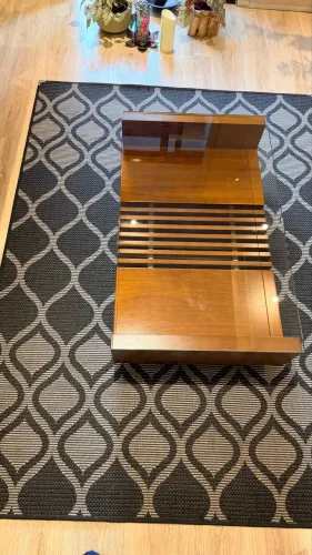 Mesa de centro com vidro madeira maciça