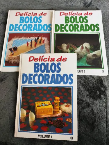 Delícia de Bolos Decorados - 3 Volumes