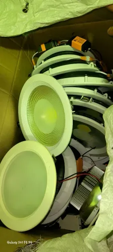 Vendo lâmpada led várias unidades cada