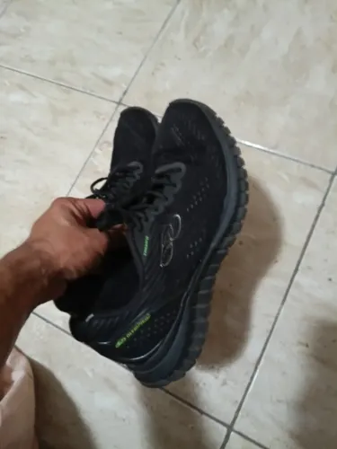 Tenis