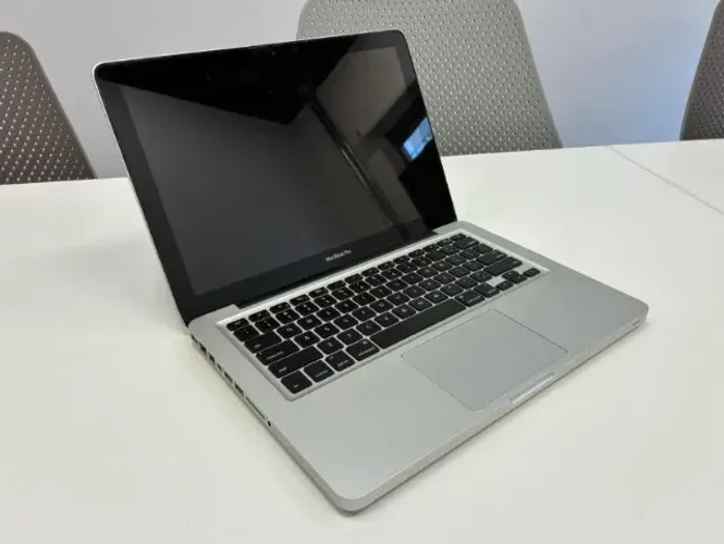 MacBook Pro i5 | SSD 500GB | 8GB RAM | Kit Acessórios