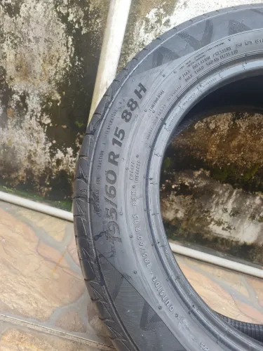 Pneus continental 195/60 aro 15
