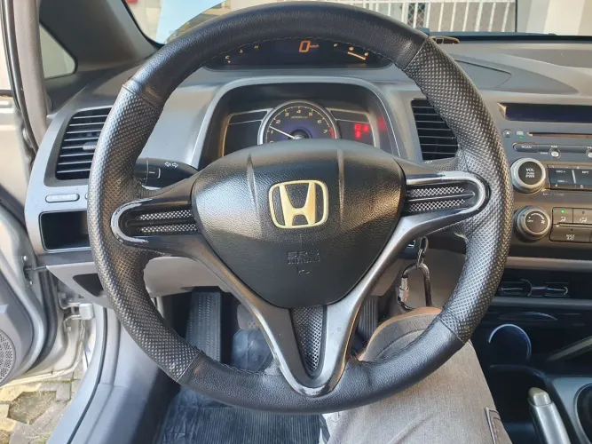 Honda Civic Sedan LXS 1.8/1.8 Flex 16V Mec. 4P 2008