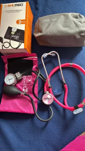 Estetoscópio kit com esfignomametro