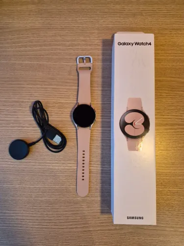 Samsung Whatch 4 Rose