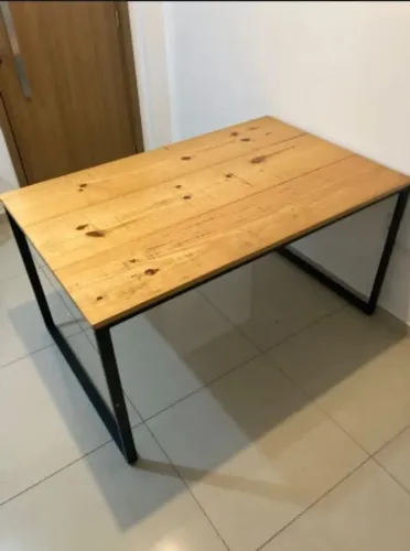 Mesa 6 lugares estilo industrial 