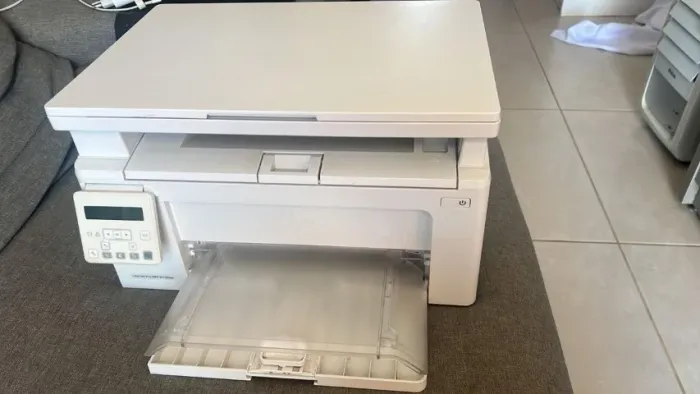 Impressora HP LaserJet Pro MFP M130nw