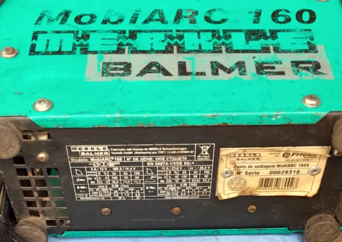 Máquina de solda MobArc160