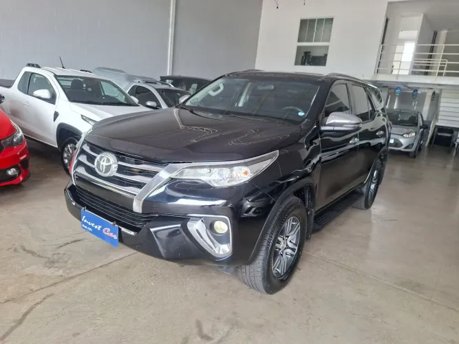 Toyota Hilux SW4 SRV 4X2 2.7 Flex 16V Aut. 2018