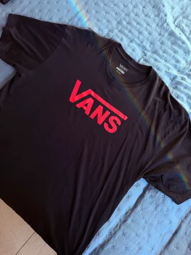 Camiseta vans GG