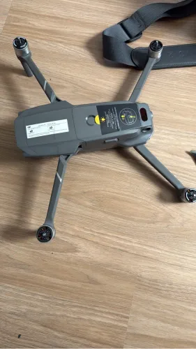 Drone DJI Mavic 2 Pró (kit)