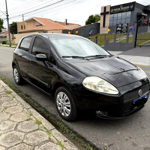 Fiat Punto Attractive 1.4 Fire Flex 8V 5P 2011