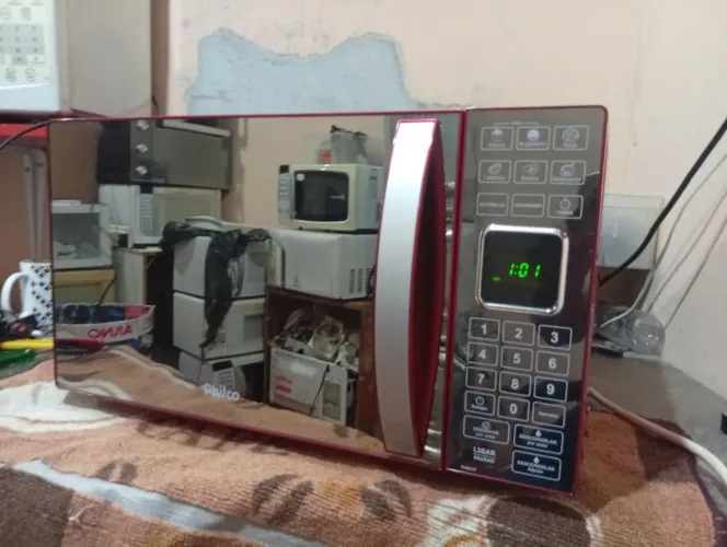 Microondas 25 Litros espelhado Philco 1400w