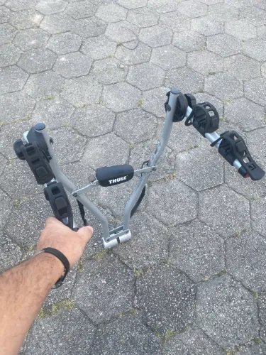 Suporte THULE para duas Bike 