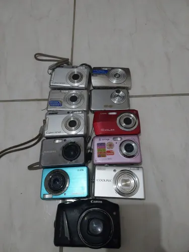 Lote 11 câmeras digitais no estado leia 