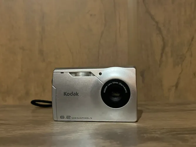 Câmera digital Kodak C610